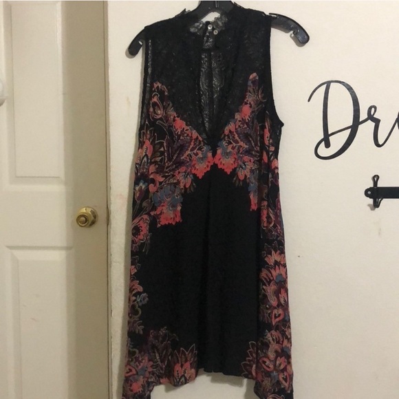 💯FP Marsha Dress - Picture 3 of 8